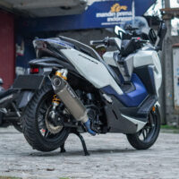 AKRAPOVIC_FORZA 2018 SLIP ON copy 4