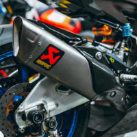 AKRAPOVIC_R1M SLIP ON LINE TITANIUM copy 4