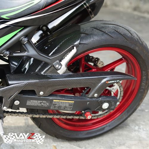 Second image of Kabon Rear Hugger Carbon - Kawasaki Ninja 250 | 400 2018-2024