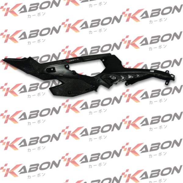 Second image of Kabon Knee Grip w/ Original Parts Carbon - Kawasaki ZX25R | ZX4R