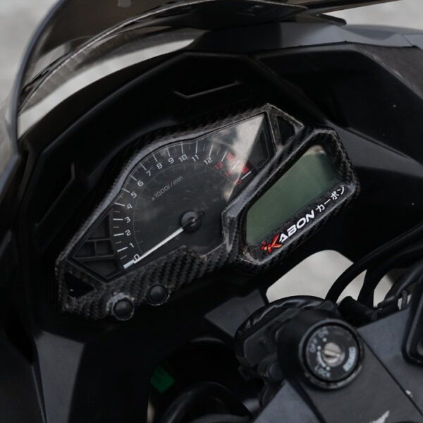 Second image of Kabon Speedometer Cover Carbon - Kawasaki Ninja 250 | Z250 2013-2017