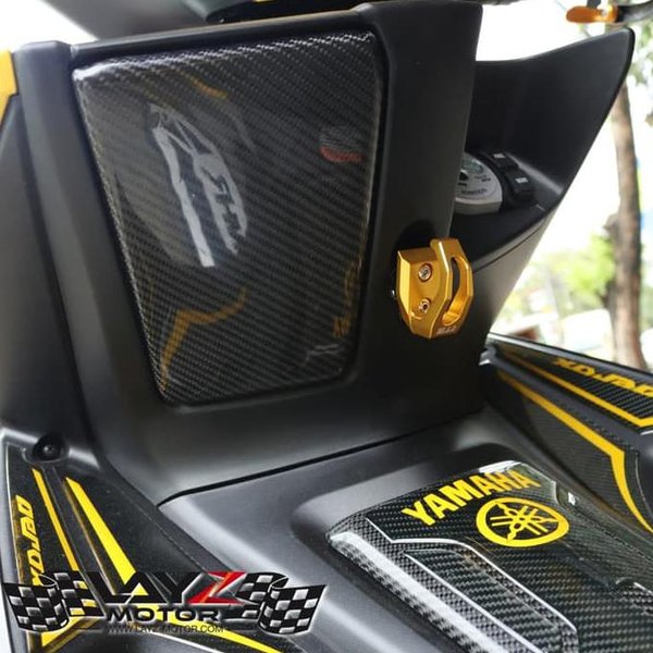 Second image of Kabon Laci Carbon - Yamaha Aerox / NVX 155 2021-2024