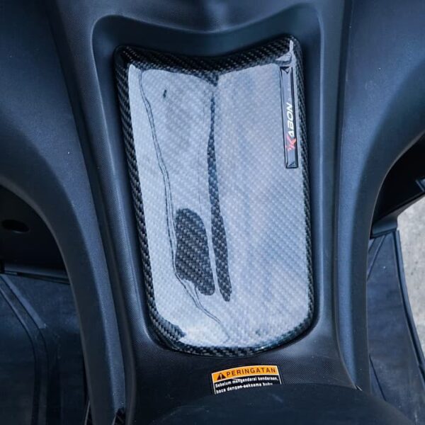 Second image of Kabon Tank Cover Carbon - Yamaha Aerox / NVX 155 2021-2024