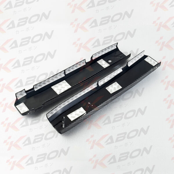 Second image of Kabon Swing Arm Cover Carbon - Kawasaki Z900 2017-2024