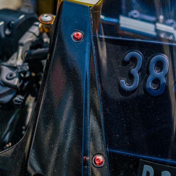 Second image of Kendmoto Baut Windshield Aluminium M5x20 - Universal