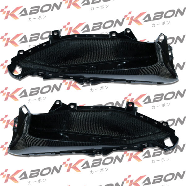 Kabon Footrest Panel w/ Part Original Carbon - Yamaha Xmax 250 2017-2022