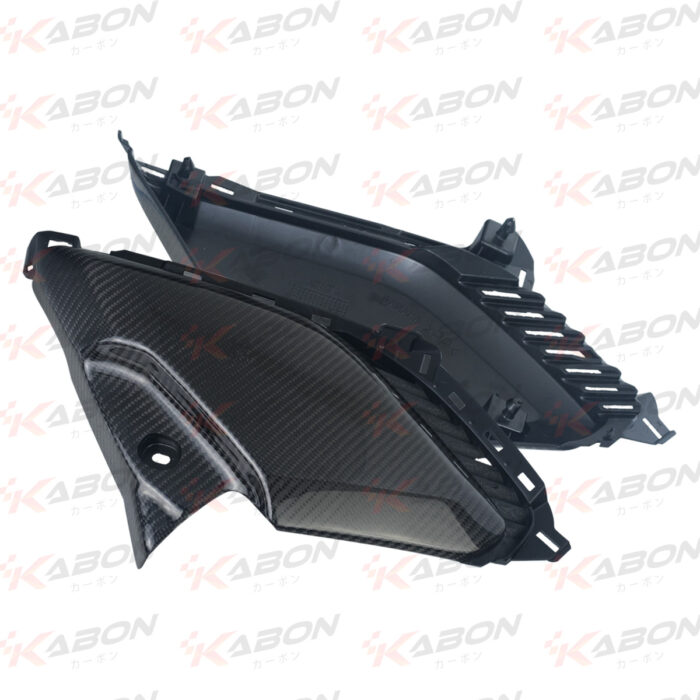 Kabon Small Side Deltabox w/ Original Parts Carbon – Yamaha XMax 250 Connected